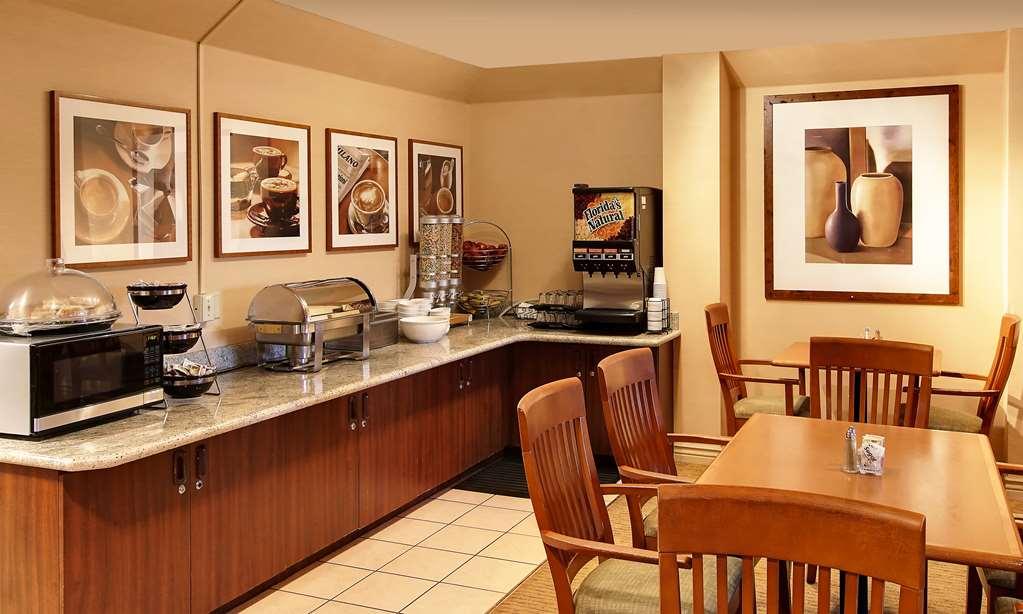 The Hotel Salem Restaurace fotografie